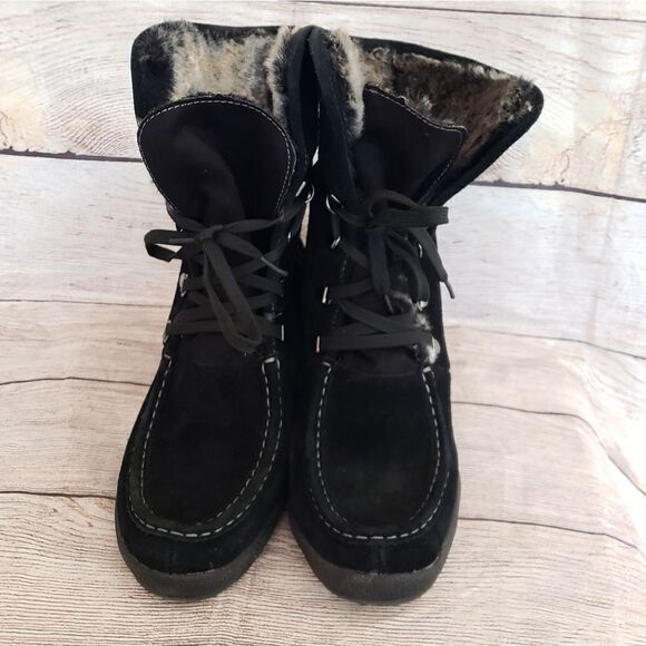 Leather Lace Up Boots with Faux Fur - Picture 3 of 16